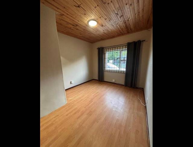 5 BEDROOM PROPERTY TO RENT IN CLAREMONT